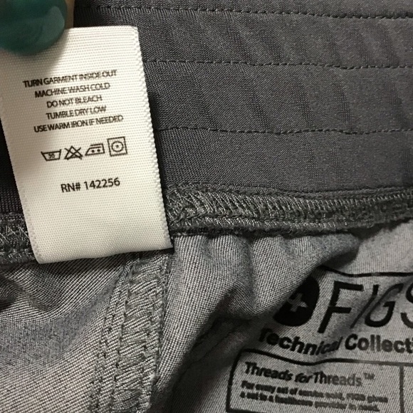 Figs Scrub Pants Livingston Basic Scrub Pants in Graphite Size XS. - Picture 11 of 11